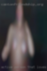 Active person that loves to play like golden golf from Batesville.